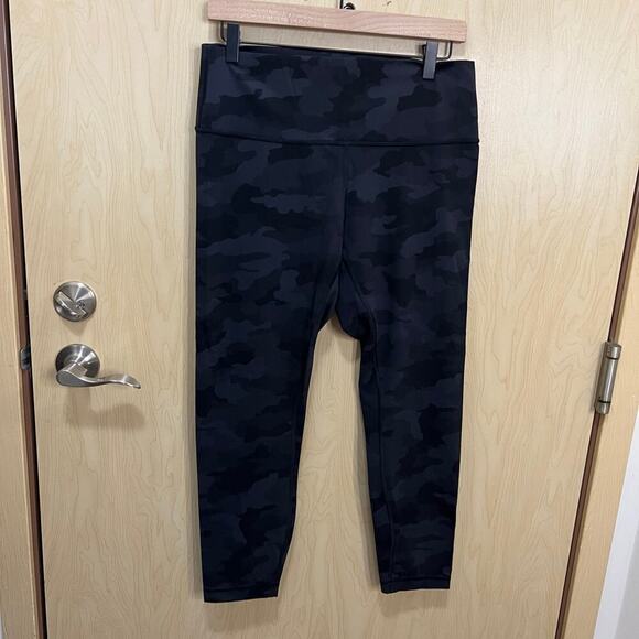 Lululemon Wunder Under High-Rise Tight 25” - Picture 2 of 4